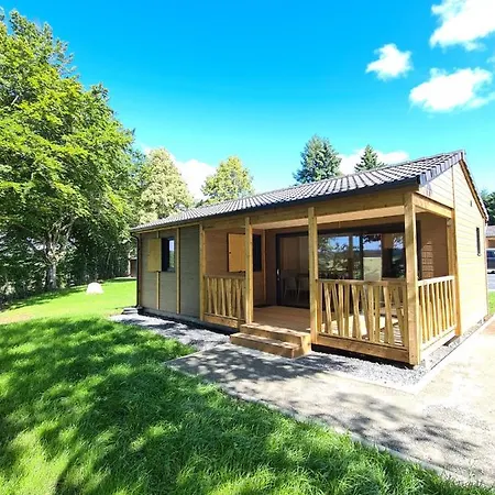 Camping Au Bois De Mars