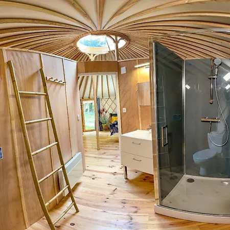 Camping Au Bois De Mars Les Martys