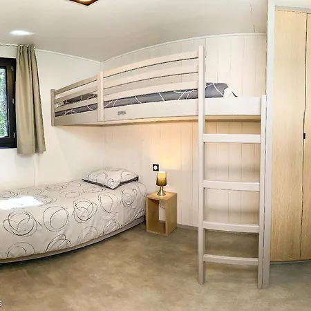 Au Bois De Mars Camping