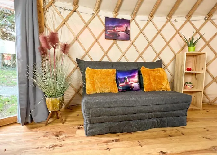 Au Bois De Mars Kemping