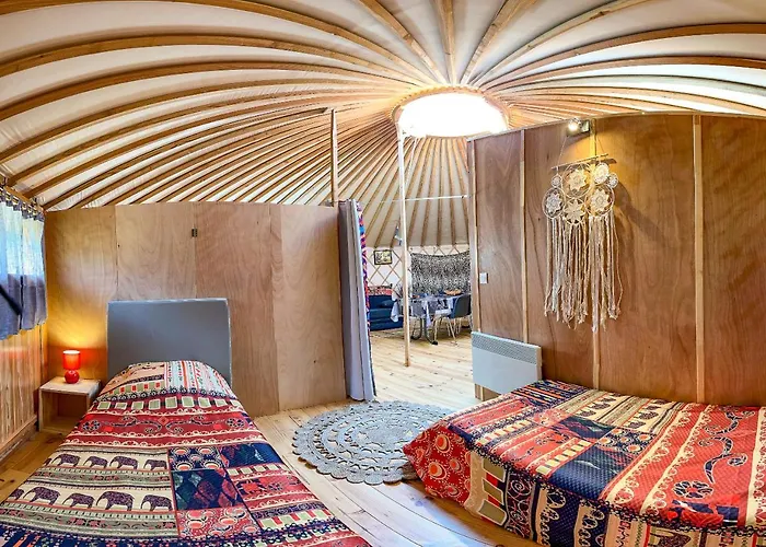 Au Bois De Mars Kemping