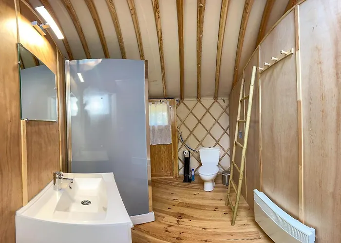 Au Bois De Mars Kemping