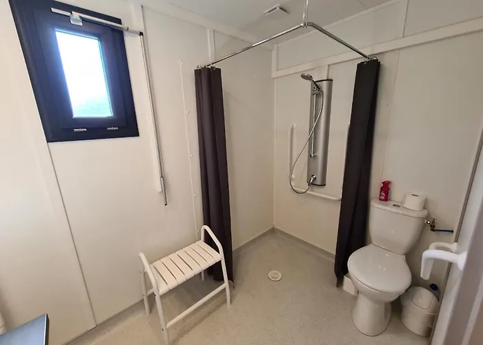 Au Bois De Mars Kemping *