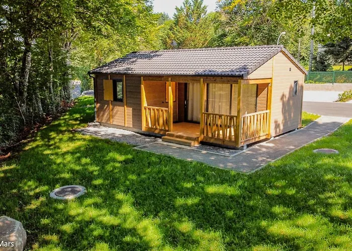 Kemping Au Bois De Mars Les Martys